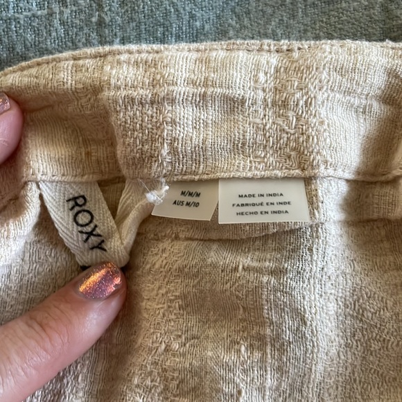 Natural button crop top - Picture 3 of 3